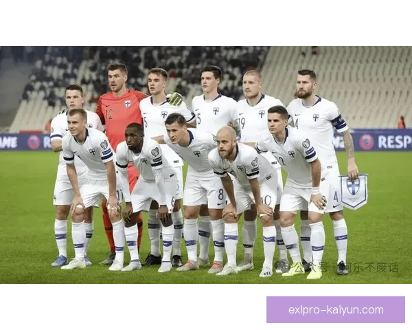 世界足球明星榜：近期表现稳健的顶级球员走势清晰